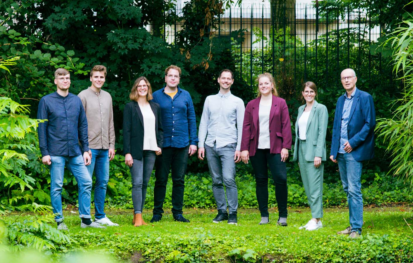 MOLA_Team_See_3